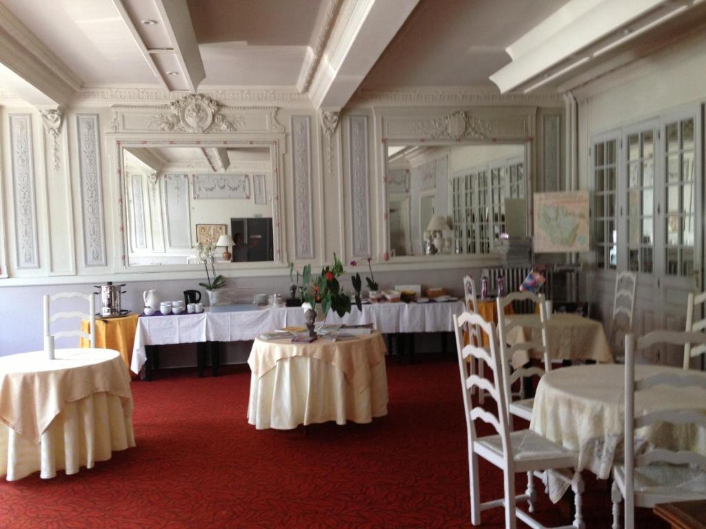 Inter-Hotel Longuyon De Lorraine Экстерьер фото
